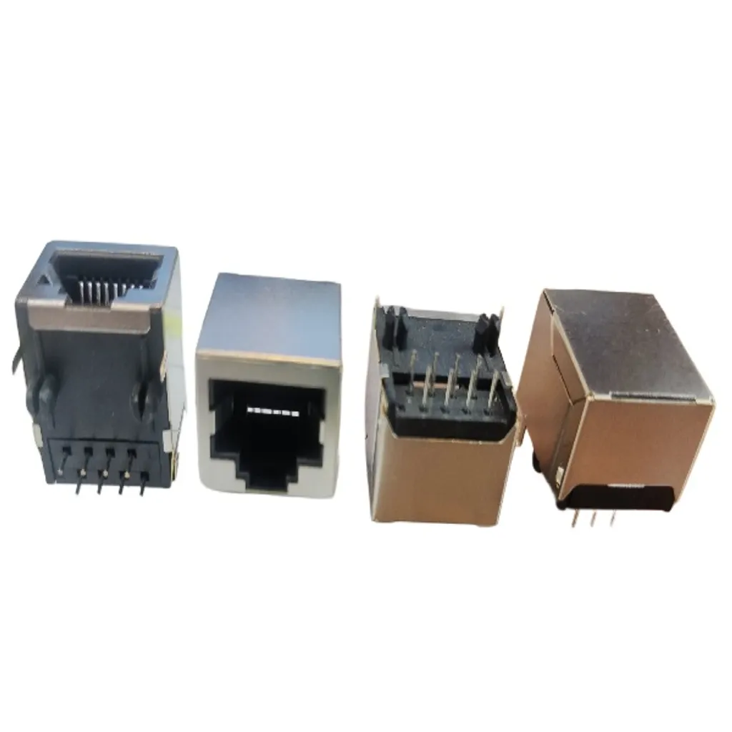 خرید کانکتور RJ45 ماده فلزی متوسط